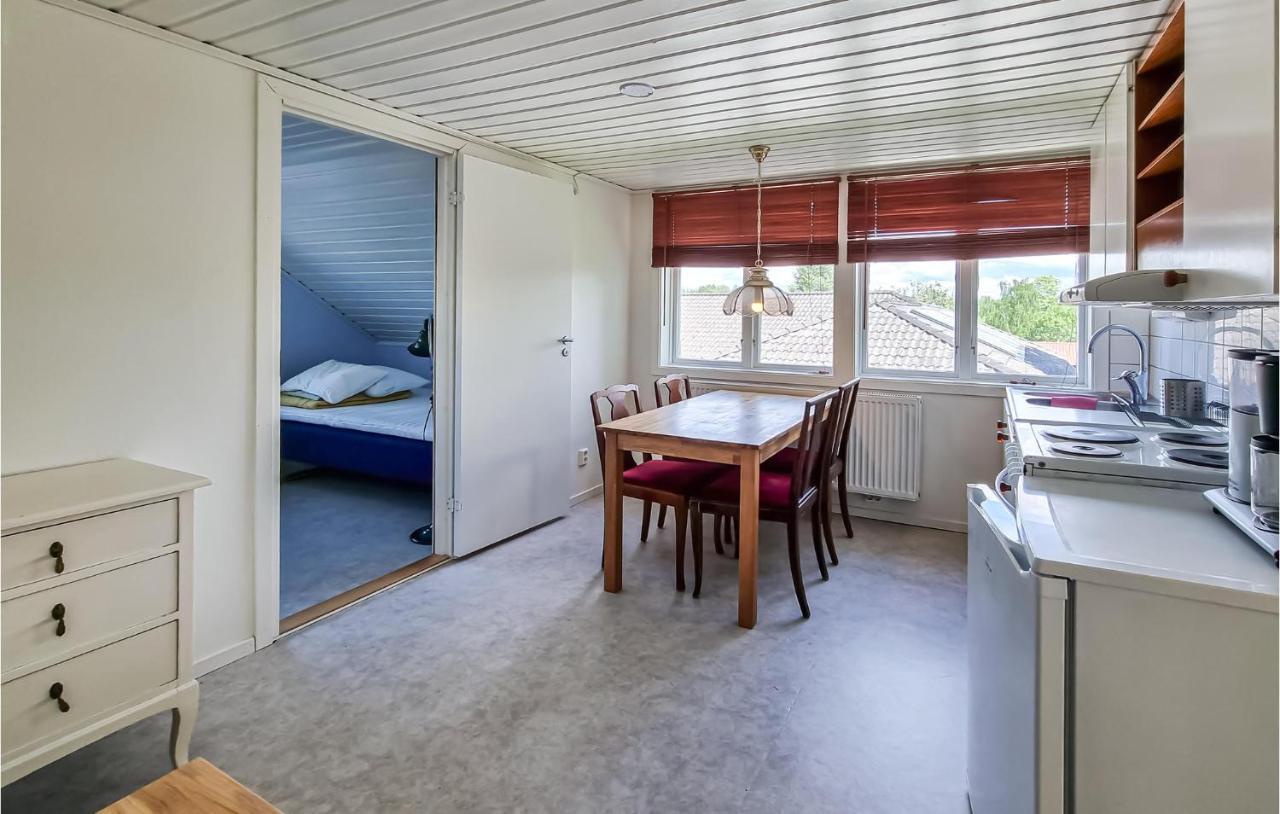Stunning Apartment In Gullspang With Wifi Екстериор снимка