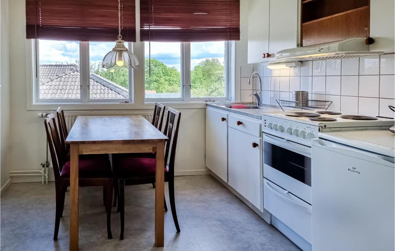 Stunning Apartment In Gullspang With Wifi Екстериор снимка